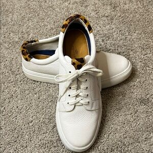 Peter Millar Women’s Pebble Grain White Leather Shoes Size 8 Leopard Cheetah Fur